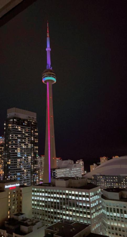 Luxury Condo Cn Tower View Toronto Exterior photo